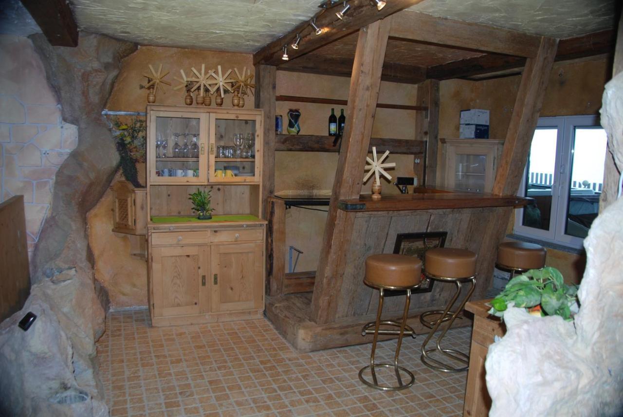Naturpark-.Weinbergferienhaus Китцек им Заусал Екстериор снимка