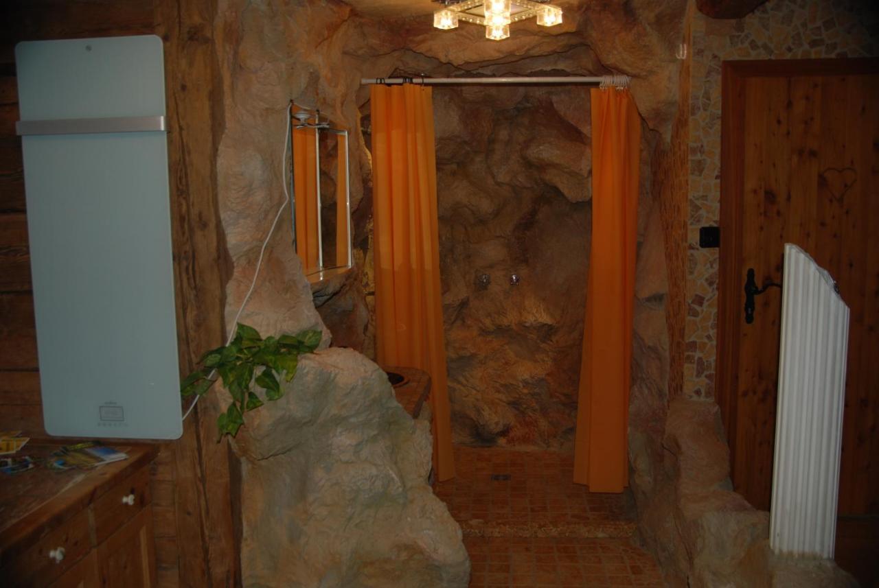 Naturpark-.Weinbergferienhaus Китцек им Заусал Екстериор снимка