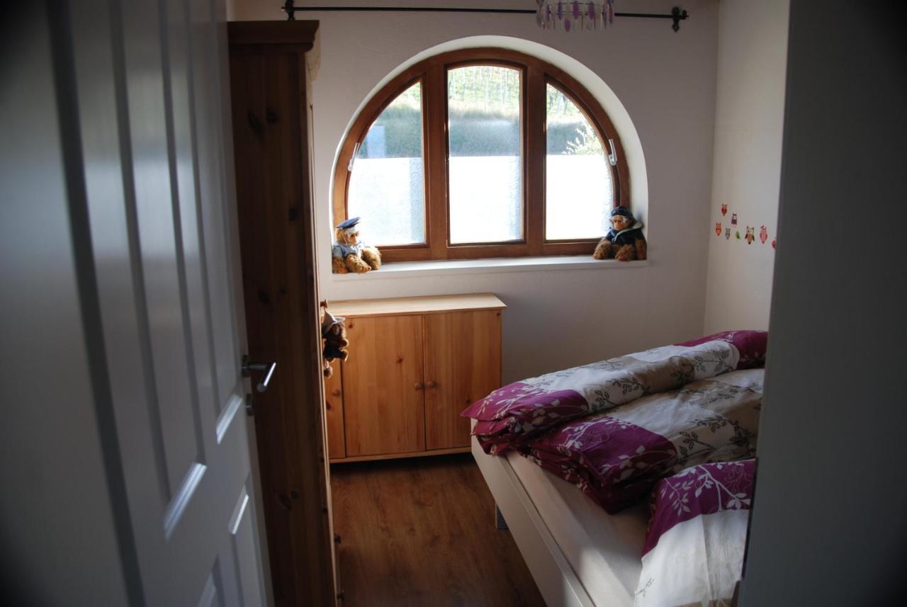 Naturpark-.Weinbergferienhaus Китцек им Заусал Екстериор снимка