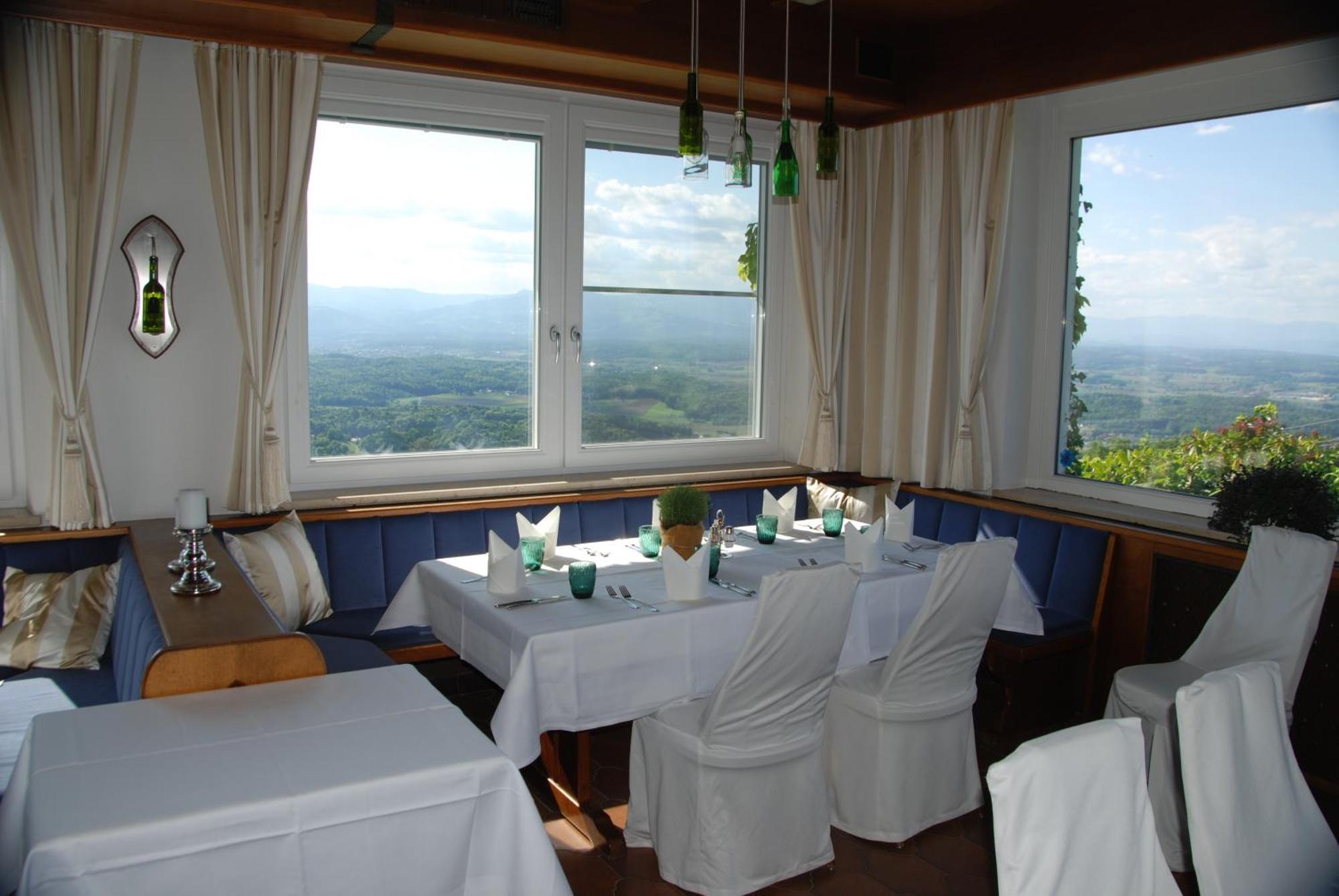 Naturpark-.Weinbergferienhaus Китцек им Заусал Екстериор снимка