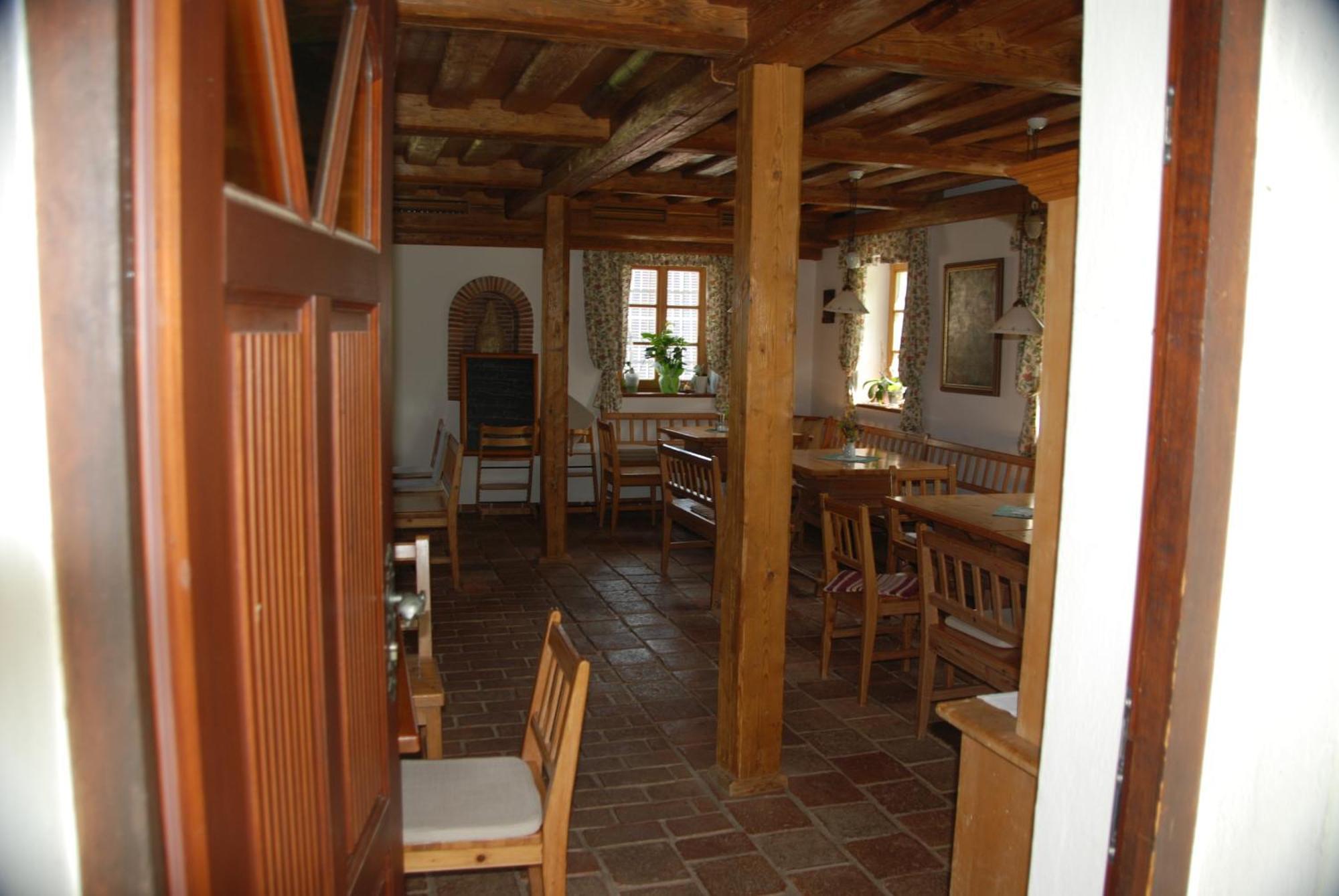 Naturpark-.Weinbergferienhaus Китцек им Заусал Екстериор снимка